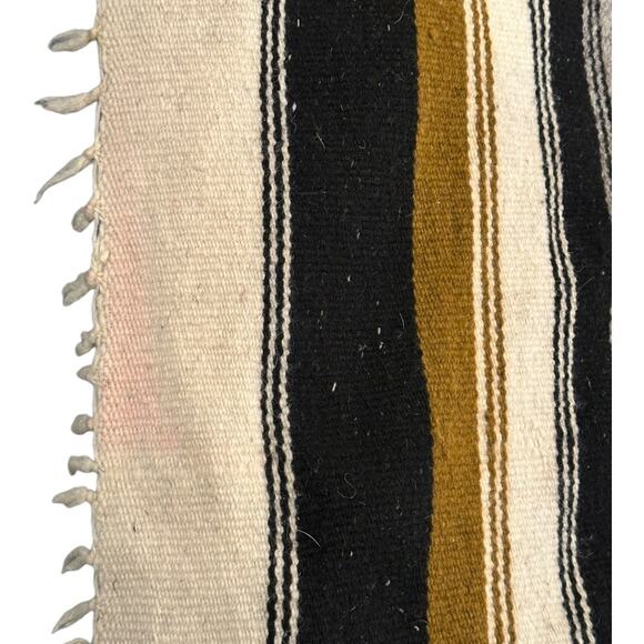 Vintage Hand Woven Native American Aztec Wall Hanging or Wool Rug Zapotec Rug - Picture 6 of 16